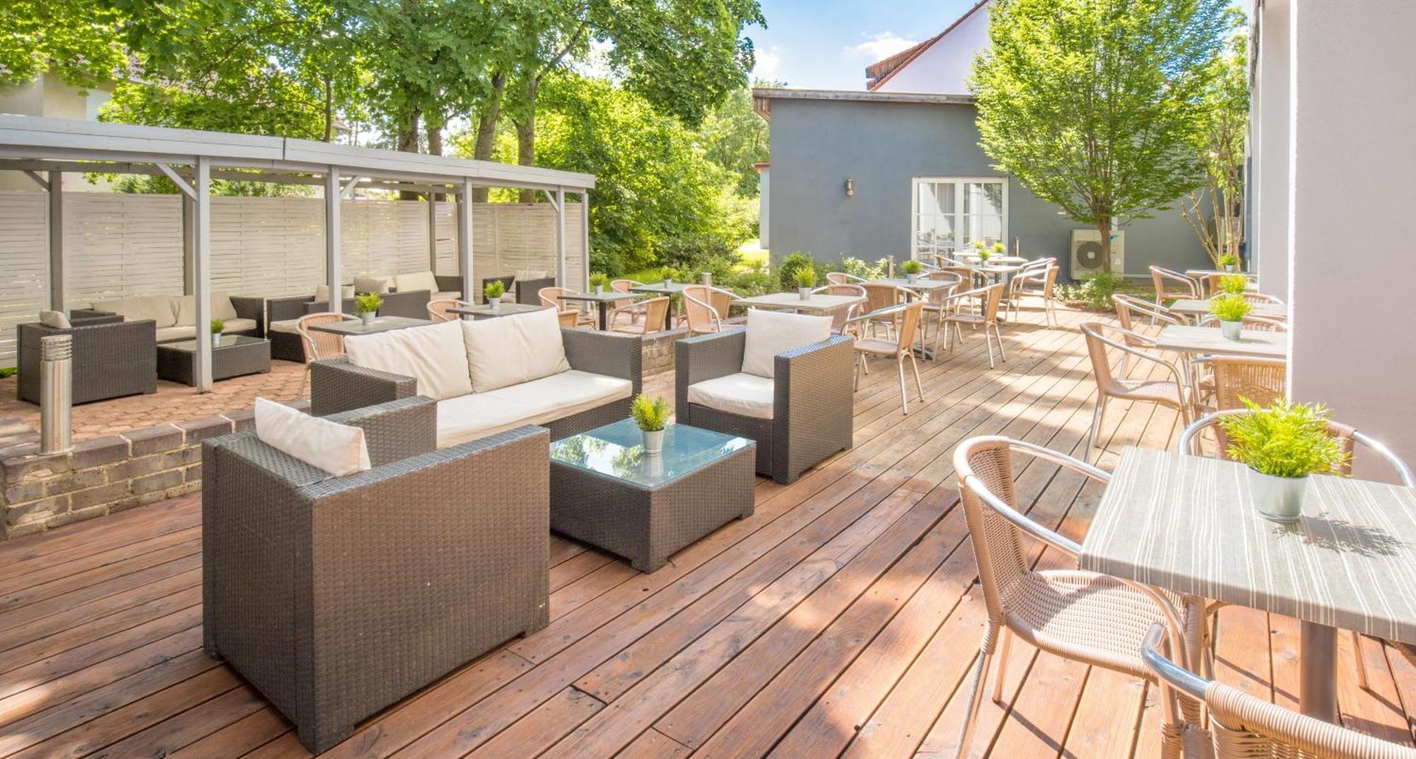 Hotel Am Kurpark Spaeth Бад-Виндсхайм Экстерьер фото